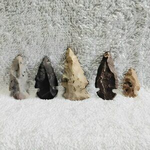 5 Piece Handcrafted Arrowhead Set Ranging from 3/4"-2"!!